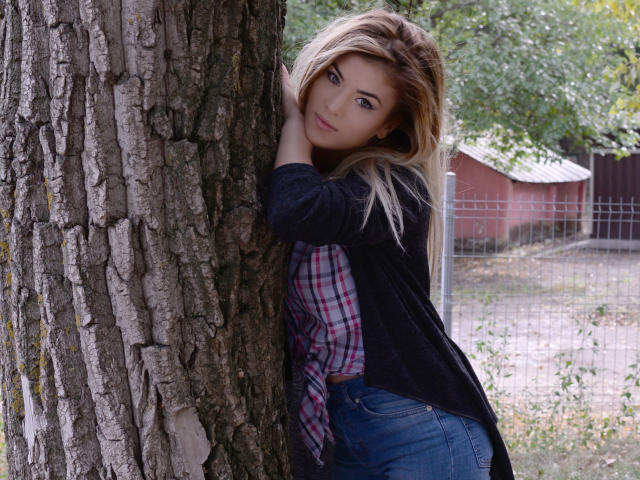 AshleyLouise - Live sexe cam - 4745709