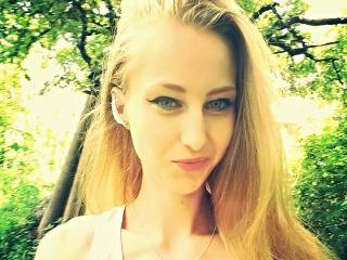 NatashaRougee - chat online sexy with this blond Hot chicks 