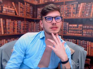 JustinShiver - Webcam live hot with this golden hair Horny gay lads 