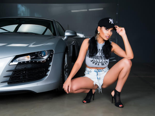 DeniseTaylor - Show live porn avec une Sublime jeune nana sexy blanche  