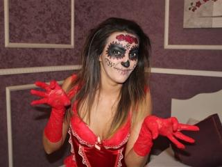 DivinneGloria - Chat cam xXx with this Hot chicks with small hooters 