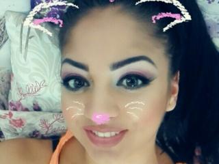 GloryCate - Cam sexe avec cette Divine fille en chaleur sur la plateforme Xlove 