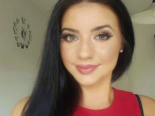 SultanaLeilla - Webcam live sexy with this shaved intimate parts Hot chicks 
