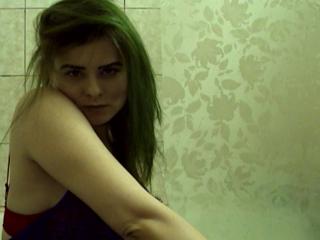 FathiaFaith - Web cam exciting with this ginger College hotties 