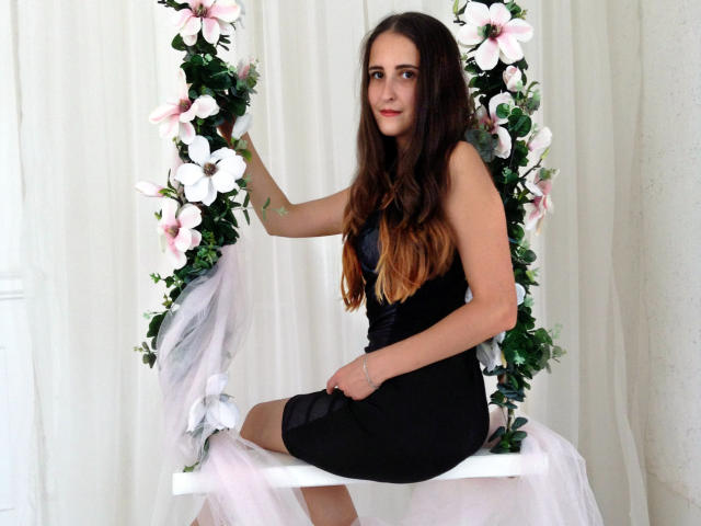 JanineLush - Sexe cam en vivo - 4840334