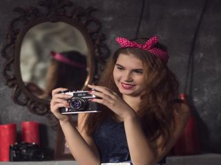 SabrinaReyd - Webcam live hard avec cette Belle jeune model blanche  