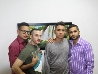 FourAmazingBoys - Live sexe cam - 4860444