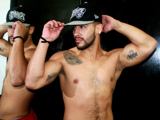 JeremmyDickson - Chat live hard with this latin Horny gay lads 