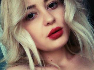 BlondeSweety - Live porn &amp; sex cam - 4861364