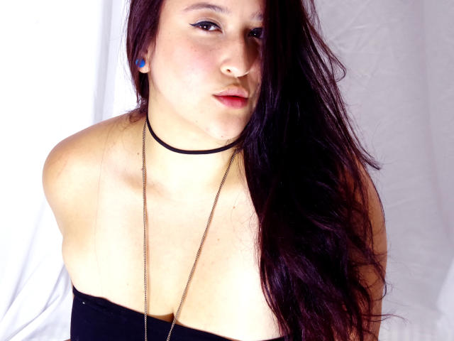 AngieJenell - Sexe cam en vivo - 4879479