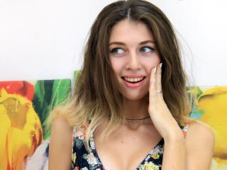 ShiningLizzy - online chat hot with this European Sexy babes 