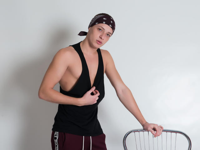 OliverGunn - Sexe cam en vivo - 4893659