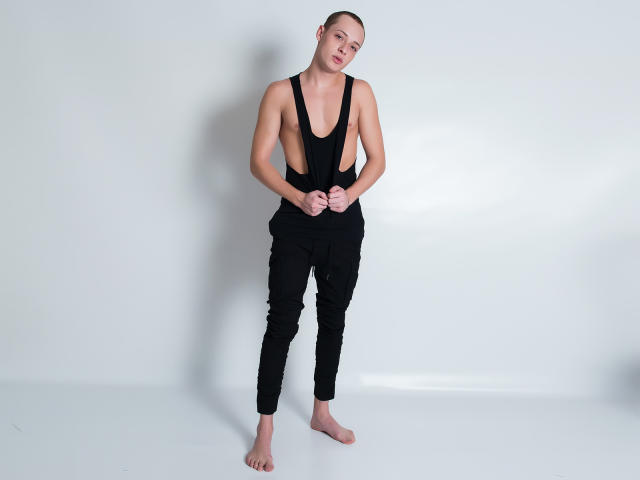 OliverGunn - Sexe cam en vivo - 4893704