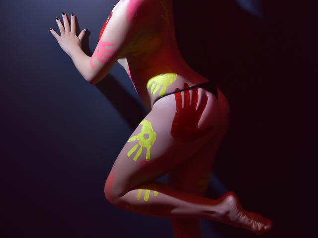 HotLexisX - Webcam excitant avec une étonnante model en chaleur européenne sur le site Xlovecam.com 