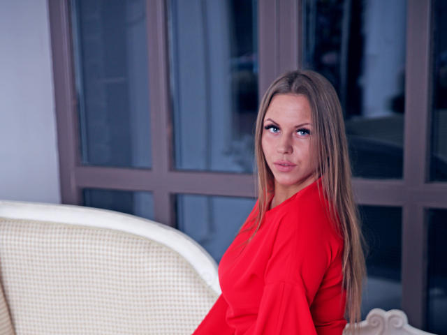 BarbaraTill - Sexe cam en vivo - 4908744