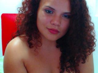 MerlinaCoquine - Webcam live x with this corpulent body Young lady 