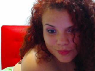 MerlinaCoquine - Webcam live xXx with a shaved private part Young lady 