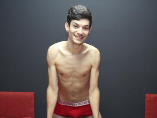 MikeyCummings - Live sexe cam - 4942594