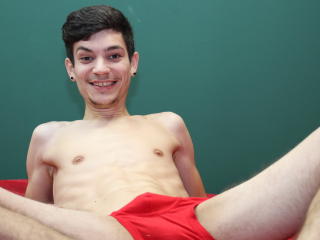 MikeyCummings - Live sexe cam - 4942669