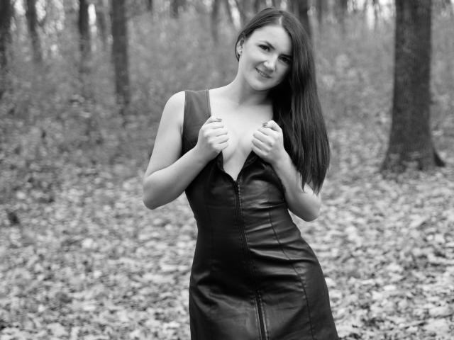 TynaHelenne - Live porn &amp; sex cam - 4952029