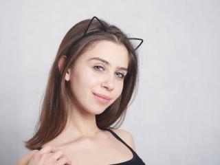 AnitaRoss - Webcam exciting with this White Young and sexy lady 