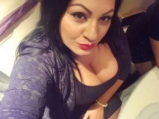 SexyBabeForAll - Chat live intime avec cette Femmes blanche  