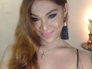 SyraaShemale - Spectacle en direct avec cette Transsexuel Chinoise, Japonaise ou Thailandaise sur le site XloveCam 