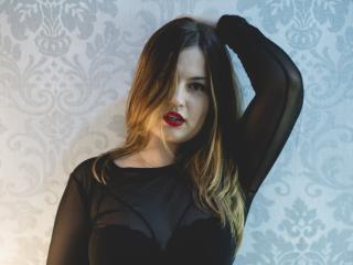 CarryBelle - Show sexy with a average hooter Girl 