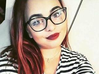 ChaudePourxToi - Live cam exciting with a Sweater Stretchers Hot babe 