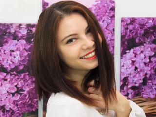 DakotaDiamondG - Live chat nude with a shaved sexual organ Girl 