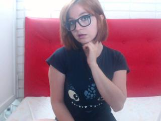 CataleyaFoxy - Chat xXx with this light-haired Hot chicks 