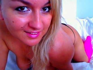 SusiSexy - Show live hot with this European 18+ teen woman 