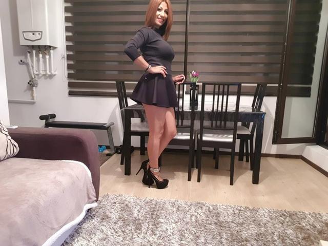 IssaDiamondd - Camera khiêu dâm &amp; quyến rũ trực tiếp - 5059342