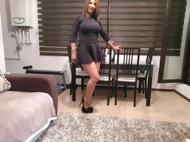 IssaDiamondd - сексуальная веб-камера в реальном времени - 5059347