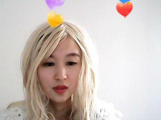 Dreamanne - Chat cam porno avec une Chaude jeune beauté de type asiatique  