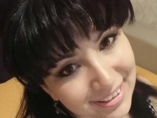 AOneTrueWoman - Webcam live nude with a beefy Sexy mother 