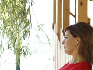 EvaCrystall - Live sex avec cette Belle jeune femme très sexy à la crinière châtain  