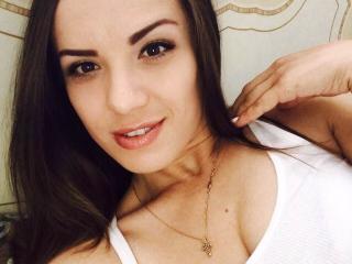 Abriana - chat online exciting with a cocoa like hair Young lady 
