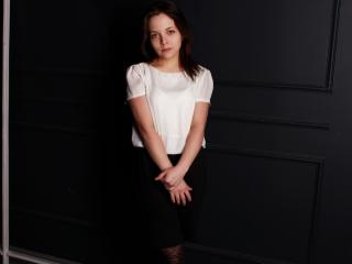 PamSilver - Show hot avec cette Superbe camgirl européenne sur le site XloveCam 