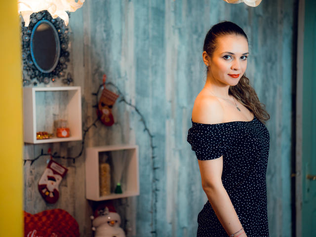 KiaraWild - сексуальная веб-камера в реальном времени - 5088712