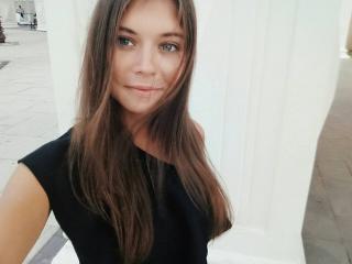 BettyNoar - Live cam sex with a athletic body Girl 