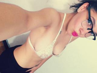 KimberlleSweet - chat online hard with a latin american Sexy babes 