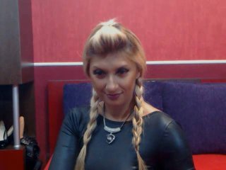 TheBlondeSwitch - Live sex cam - 5125552