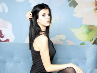 DessertAlice - chat online sexy with a dark hair Girl 