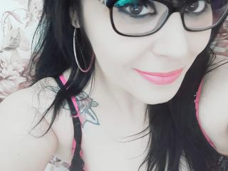 BustyErika - Video chat exciting with this dark hair Hot chicks 