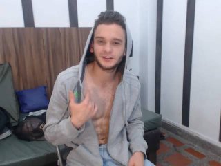 Jhosepxx - Cam sexy avec un Gay d'amérique latine sur Xlovecam 