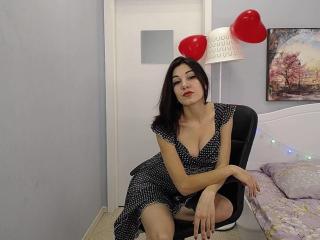 AmmeliaLee - Live chat exciting with a charcoal hair Sexy babes 