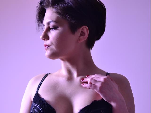 SoniaBrat - Live sex cam - 5195913