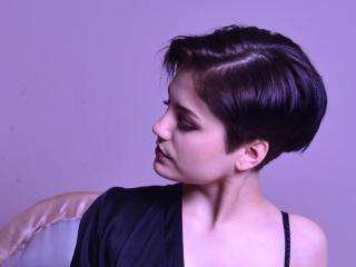 SoniaBrat - Live nude with this shaved private part Mistress 