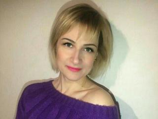 LadyMurena - Show live hot with a Gorgeous lady with small breasts 